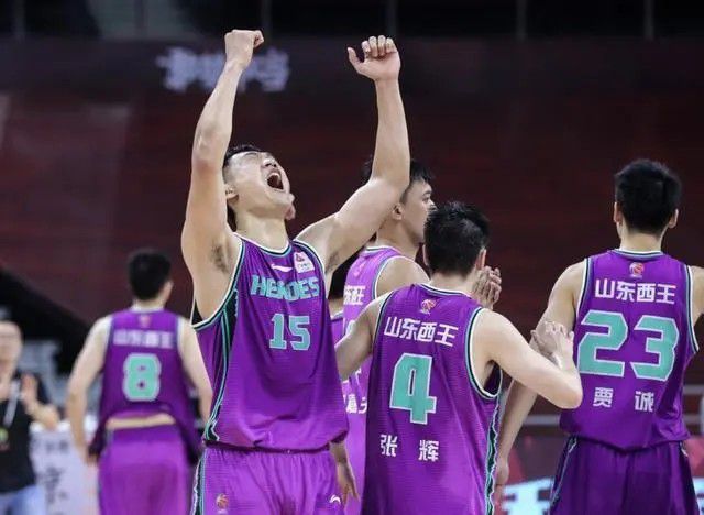 现年30岁的巴勃罗-马里是西班牙后卫，过去曾在曼城、阿森纳等球队效力，上赛季被租借到蒙扎后表现出色，今夏被蒙扎买断。